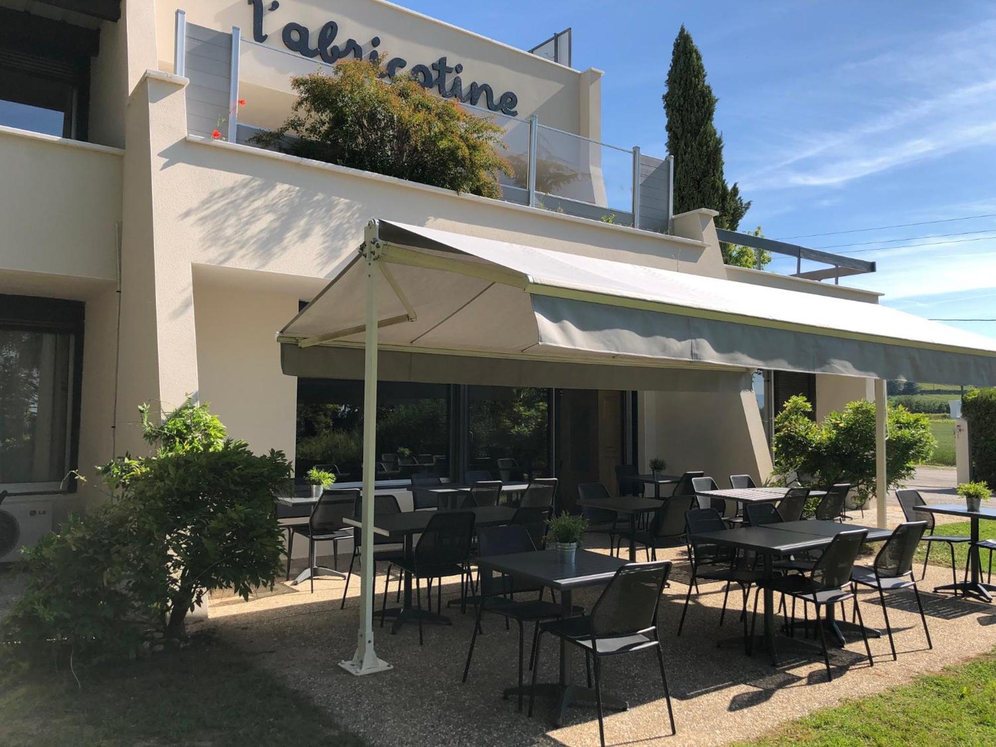 Logis Hotel L'Abricotine Tain-lʼHermitage 외부 사진