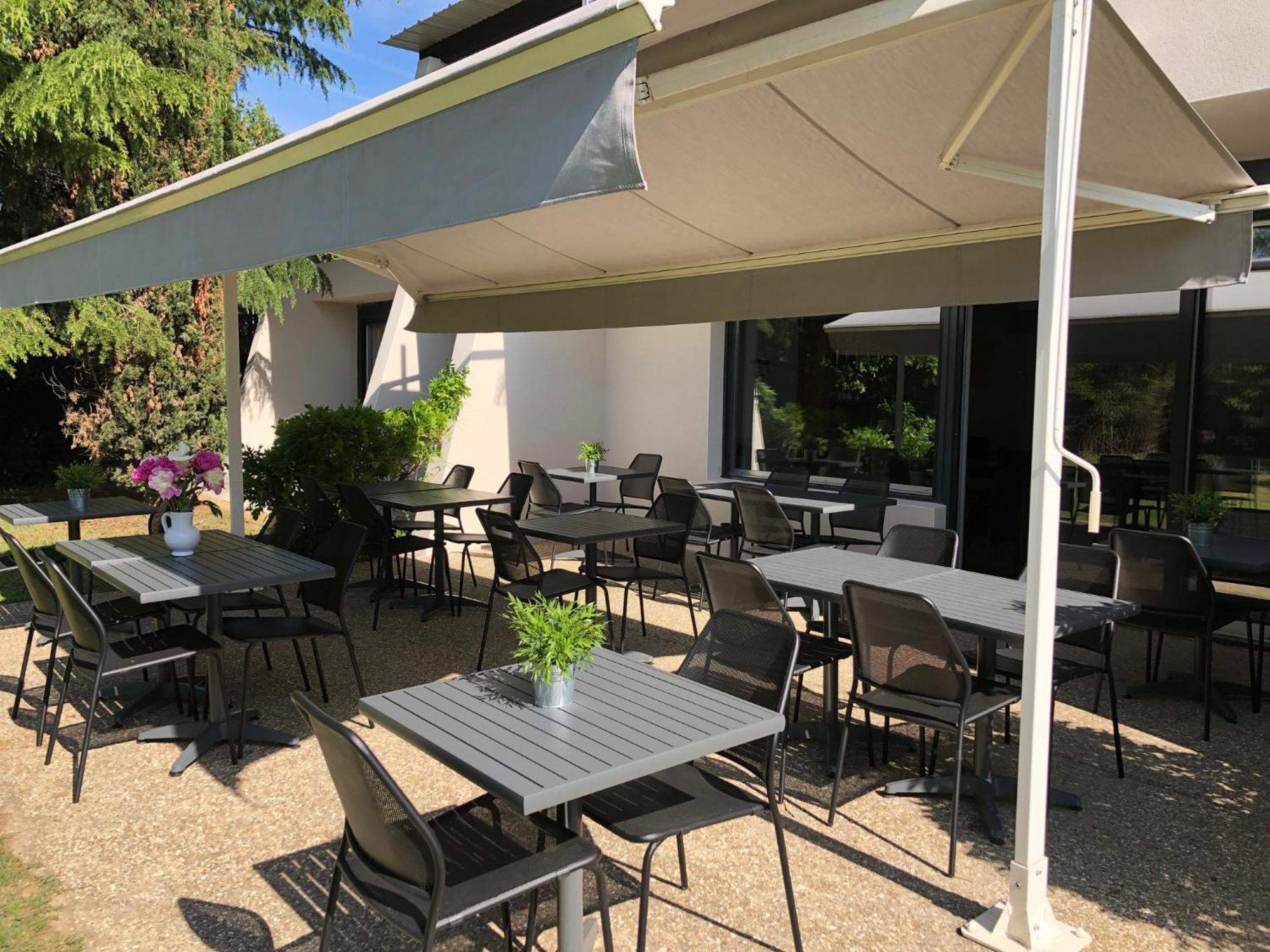 Logis Hotel L'Abricotine Tain-lʼHermitage 외부 사진