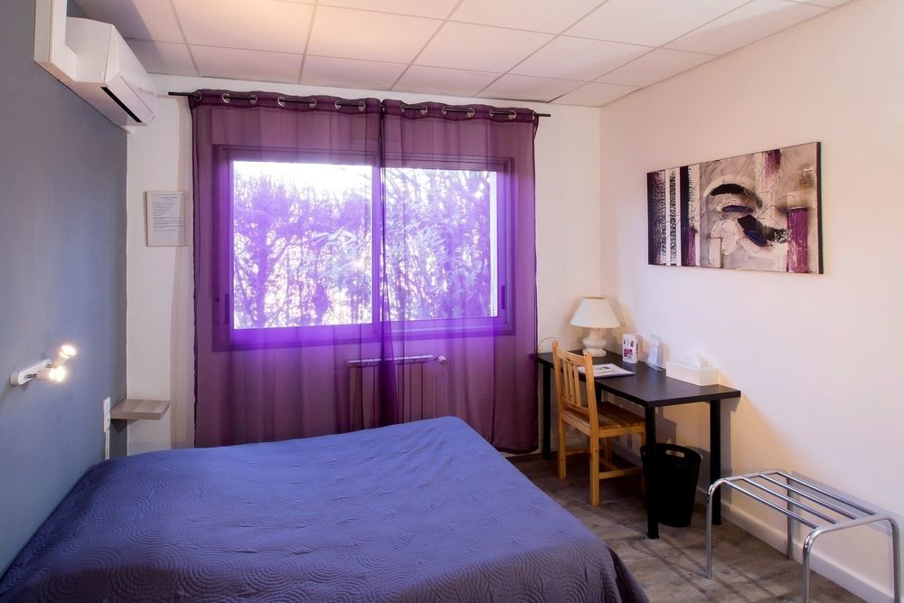 Logis Hotel L'Abricotine Tain-lʼHermitage 외부 사진